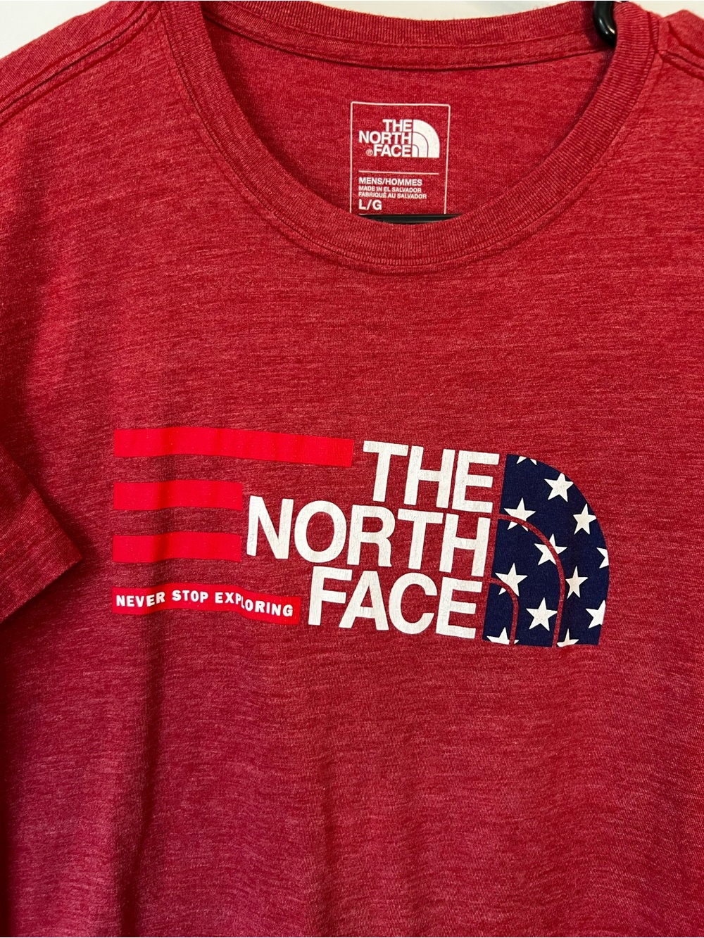 The North Face Large Slim Fit USA Logo Grappic